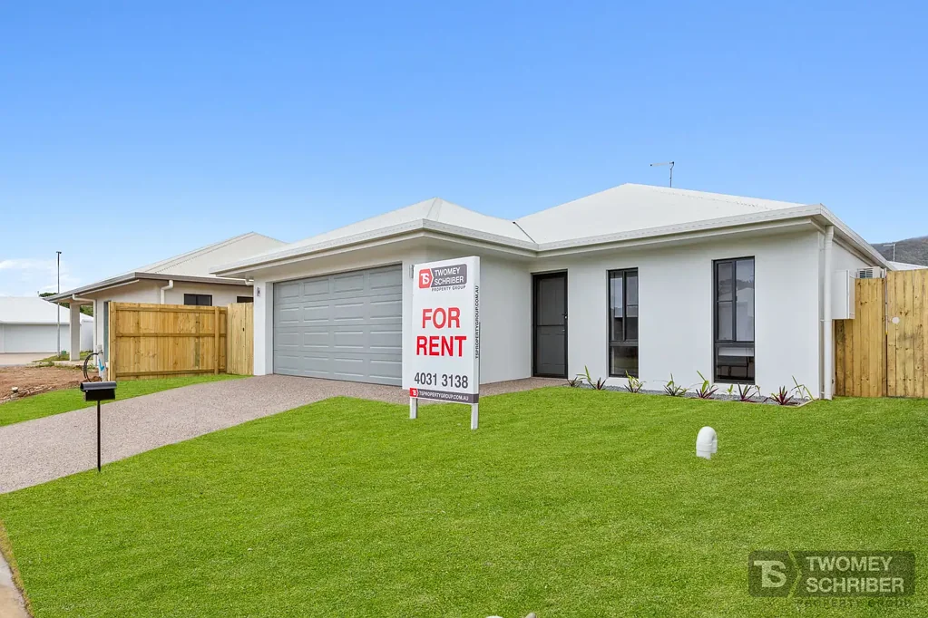 Modern Comforts in Peaceful Smithfield