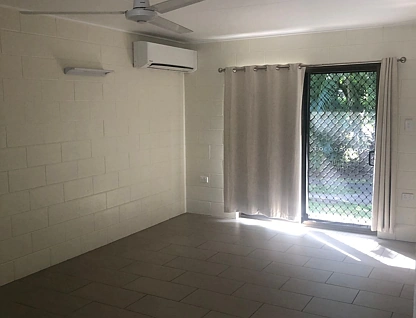 16 Bindon Street, Flying Fish Point, Cairns, 4 chambres, 2 salles de bain, Apartment