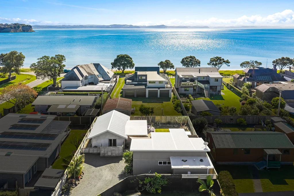 Manly 3房  Dual Living Just Metres from Manly Beach