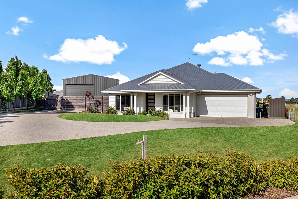 Romsey 4房  Contemporary Luxury in a Peaceful Family Location