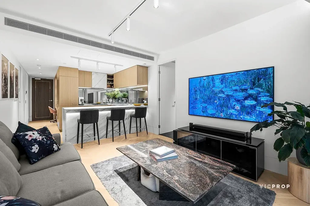 St Kilda 2chambre INSPECTION BY APPOINTMENT ONLY