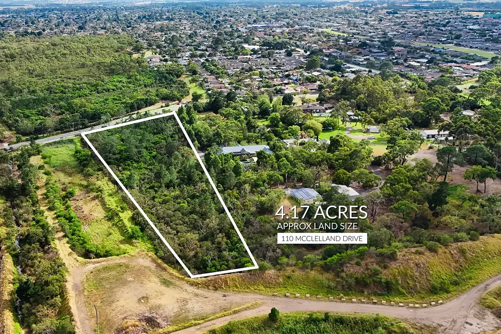 Langwarrin 广阔土地临街 4.17英亩宁静环境 乡村休闲设计机会 环绕优质教育设施 自然遮荫地形平缓 Unlimited possibilities within nature