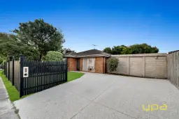 7 Brentwood Drive, Cranbourne North