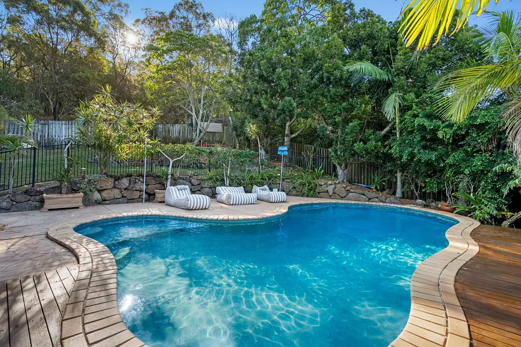 Pacific Pines 4ห้องนอน Beautiful Pacific Pines Property