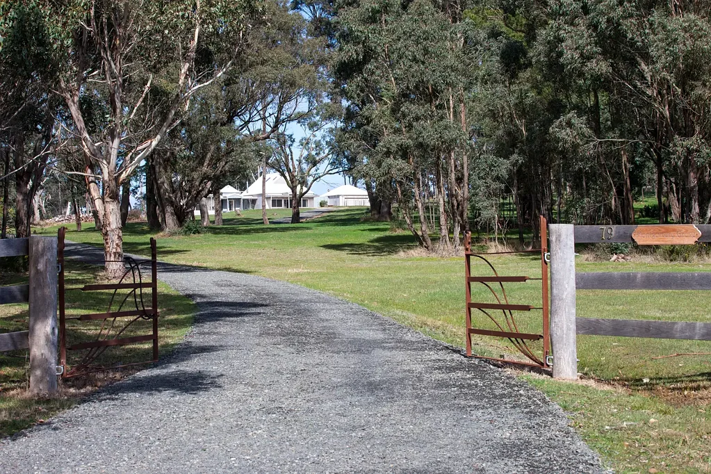 Woodend 5 Bedroom “Montgomery Grove” On 3.84 Ha (9.5 Acres)