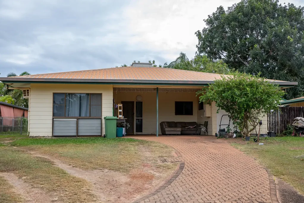 27 Pandanus Parade, Nanum, QLD 4874
