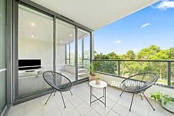 311/7 Rider Boulevard, Rhodes