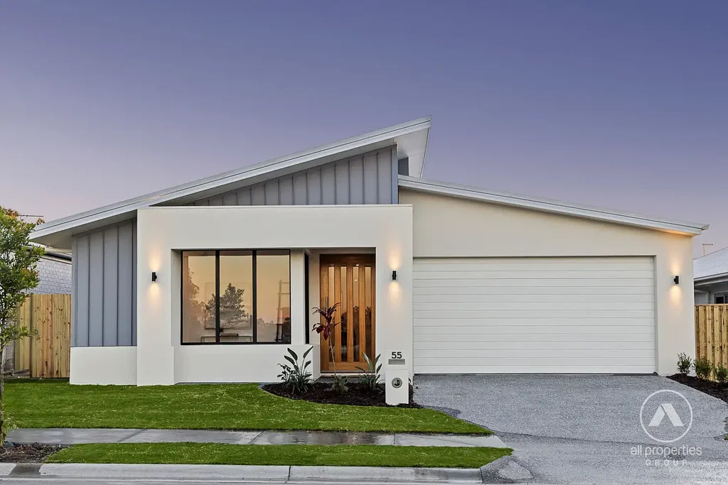 South Maclean 4 Bedroom Brand New, Bold & Beautiful – Move-In Ready Luxury!