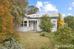 13 Valentine Avenue, Horsham