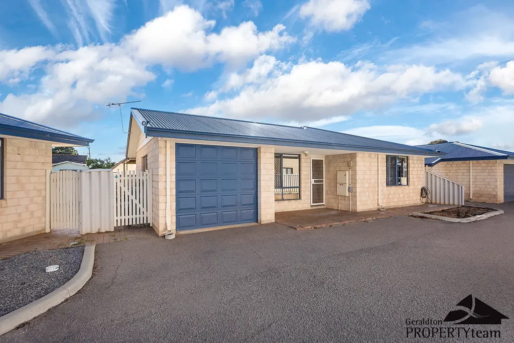 2/38 Crowtherton Street, Bluff Point, WA 6530