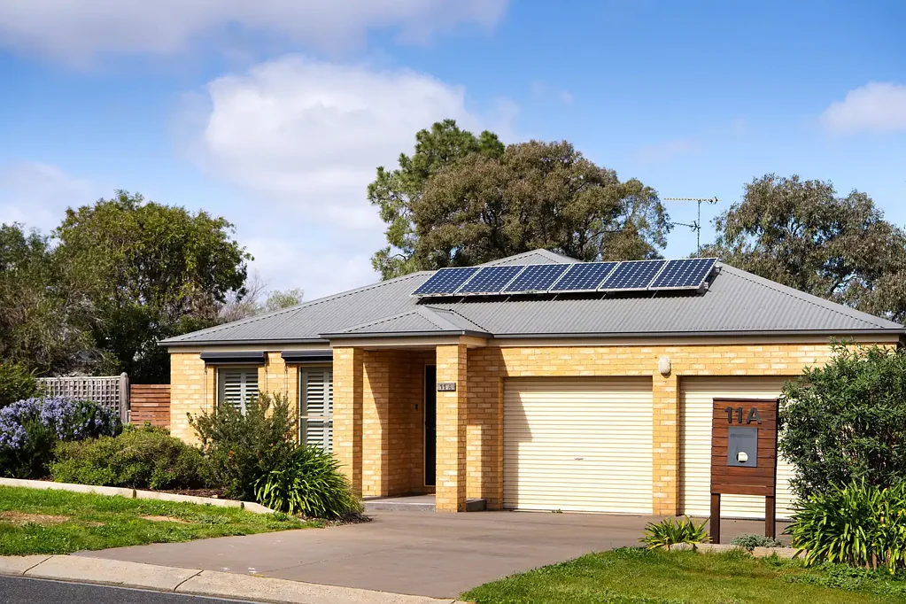 Castlemaine 3Phòng ngủ Refined living, effortless lifestyle with energy smart solar and battery.
