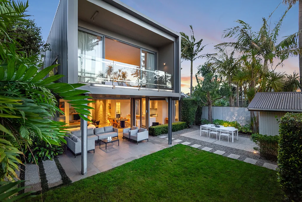 Westmere 2 Slaapkamer Sophisticated sanctuary