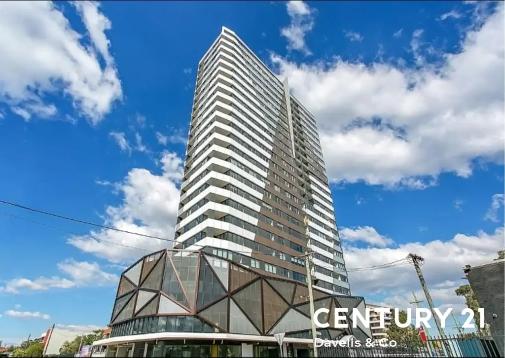 Modern Living, Prime Location