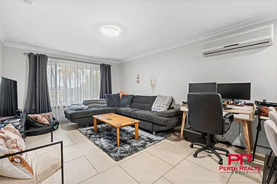 7-9 CAVERSHAM AV, CAVERSHAM WA 6055, 4 침실, 2 욕실, House