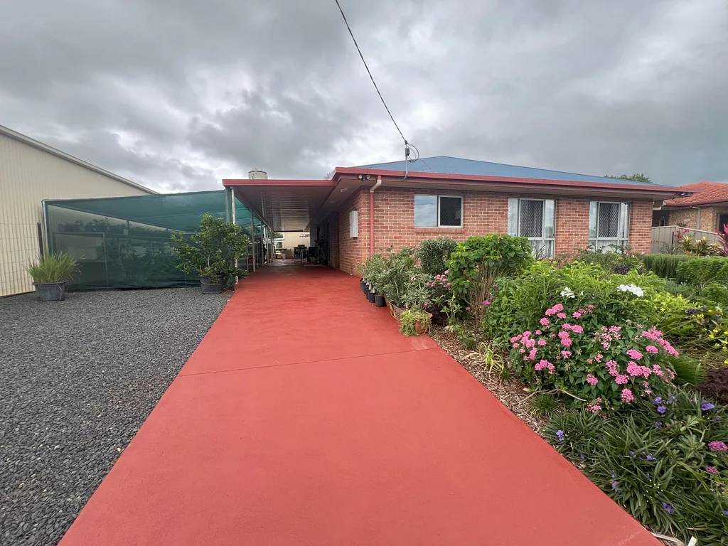 Childers 4ਬੈੱਡਰੂਮ A DELIGHTFUL GARDEN SETTING