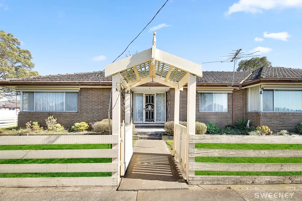 Altona 3 Bedroom Capture The Corner, Reap The Rewards