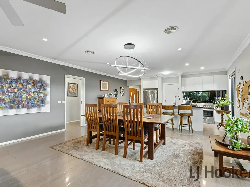 Clyde North 3 Slaapkamer Selandra Rise - MacKillop Chase - Premium Location
