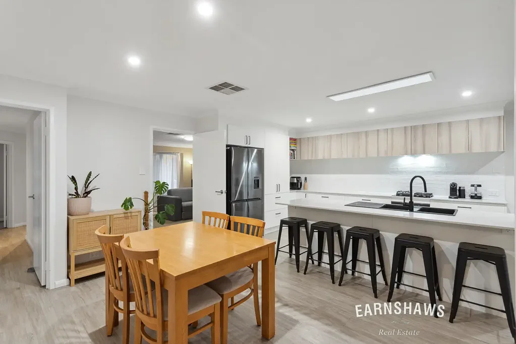 41 Reynolds Close, Swan View, WA 6056