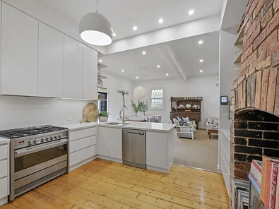 30 BYRON ST, HAMILTON VIC 3300, 3 Bedrooms, 1 Bathrooms, House