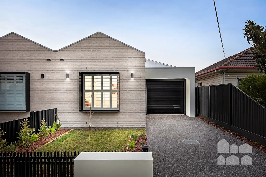 Altona North 3 Slaapkamer Brand-new luxury, timeless designer style