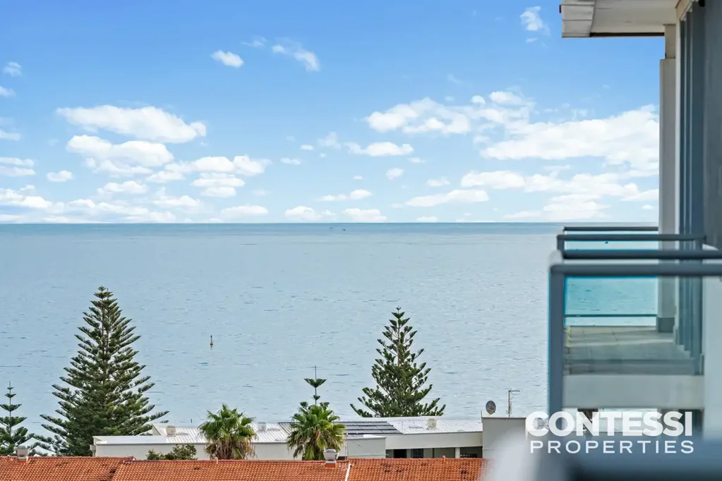 Scarborough 1 Bedroom Sky-High Coastal Luxury with Stunning Ocean Views