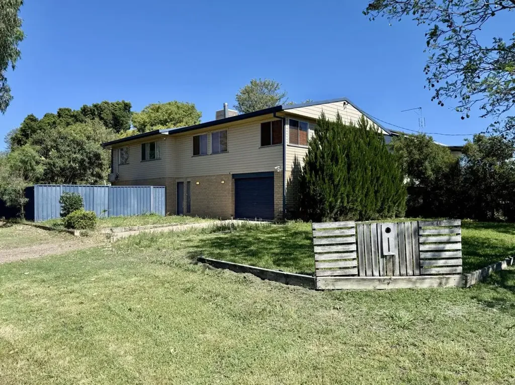 Moree 4ห้องนอน Easy Living in a Quiet South Moree Street