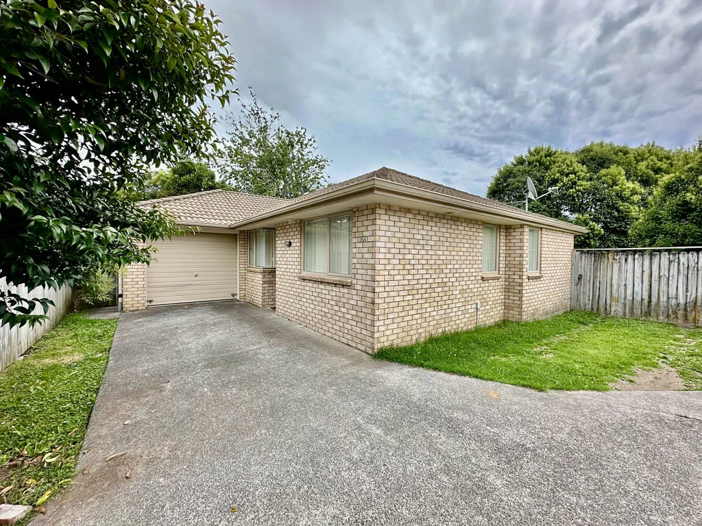 Great location 3 Bedrooms Home in Henderson