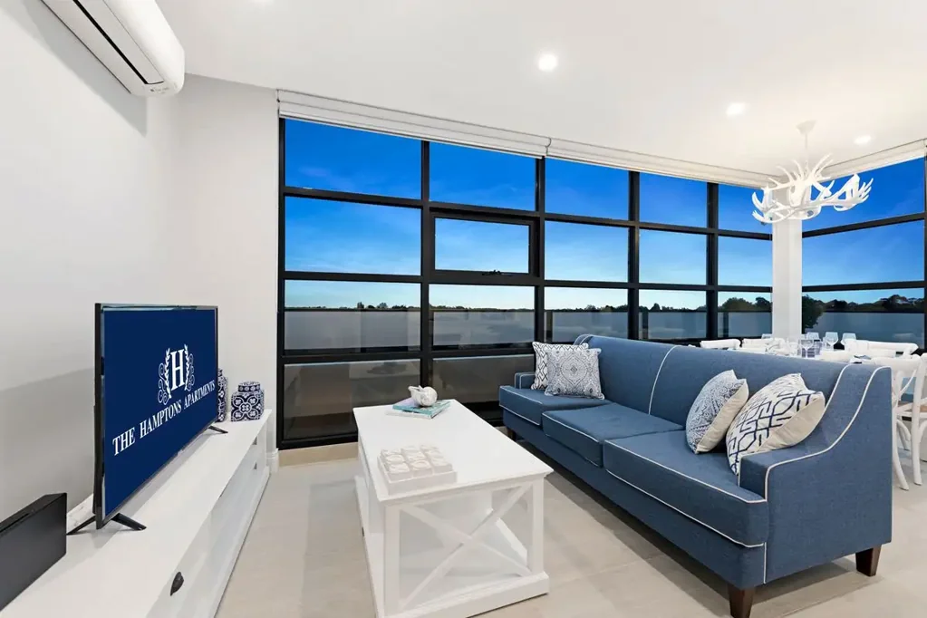 Fully Furnished. Stay 1 mth or more includes all utilities!