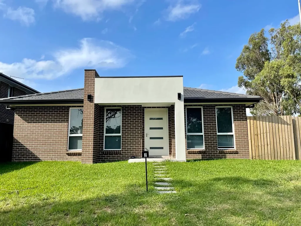 Four bedrooms house with premium location for rent