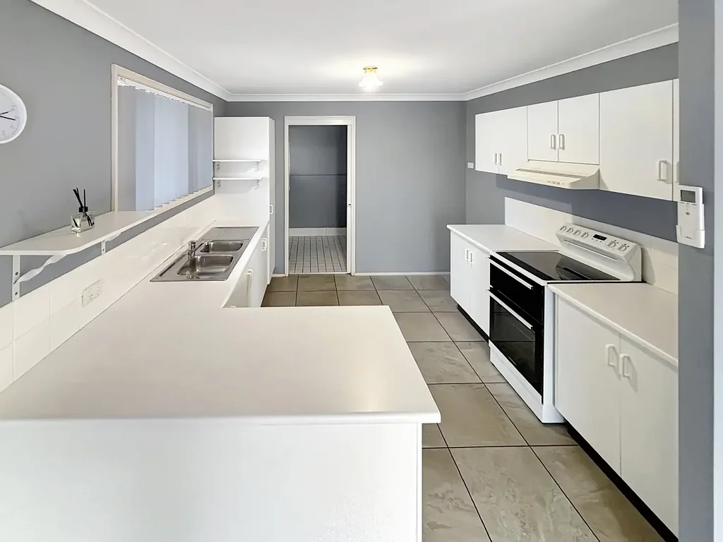 LOW MAINTENANCE LIVING - CENTRAL LOCATION
