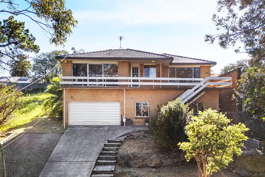 Engadine 5 Slaapkamer Spacious Family Home Tucked in quiet Cul-De-Sac