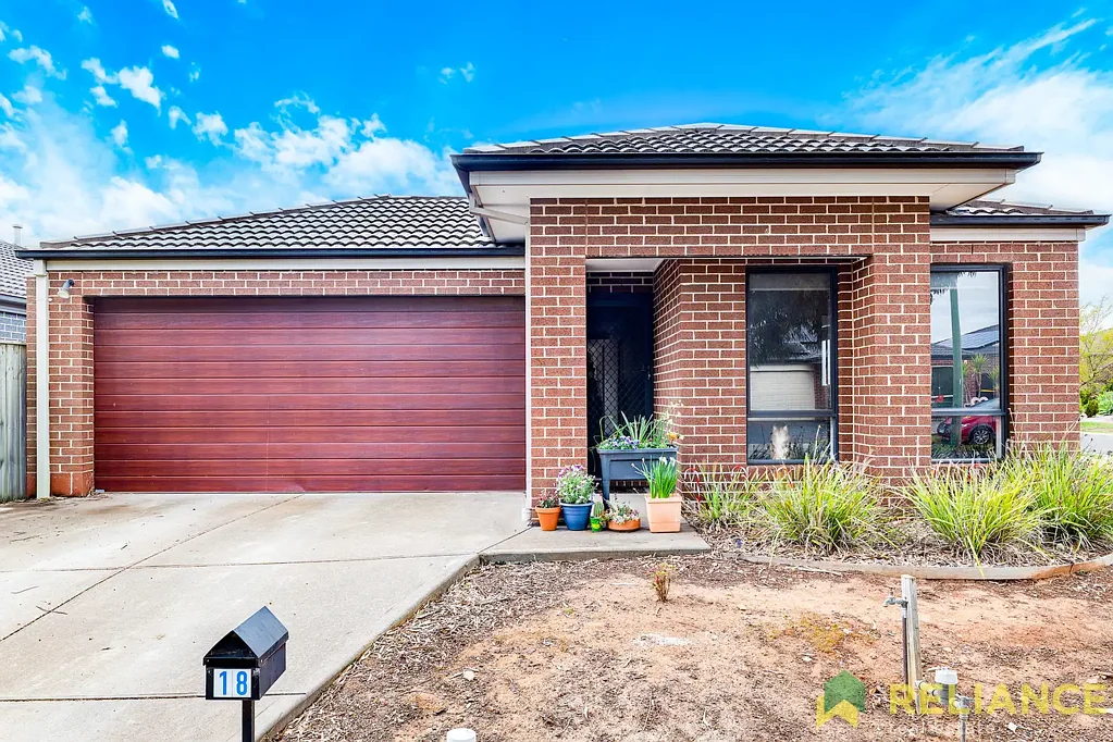 18 Nantha Way, Brookfield, VIC 3338