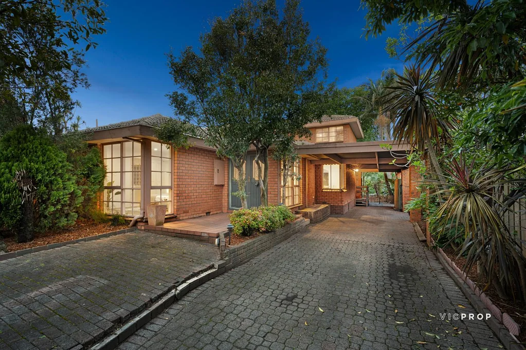6 Kelvin Drive, Ferntree Gully, VIC 3156