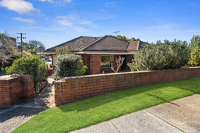 Penshurst 3બેડરૂમ Full Brick Family Home in Central Location