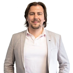 Nick Poletaev