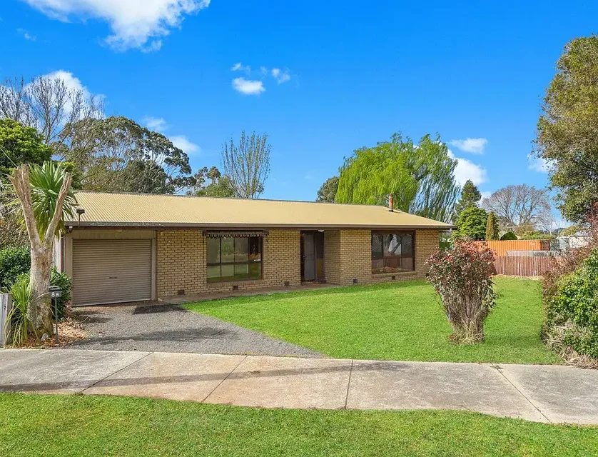 8A Ardonachie Street, Macarthur, VIC 3286, 2 ਕਮਰੇ, 1 ਬਾਥਰੂਮ, House
