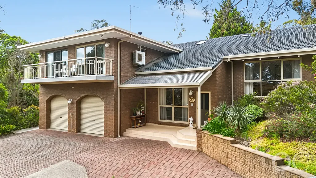 Bellevue Heights 4房  Open the Door to Hillside Serenity, Close the Door to Crowded Living
