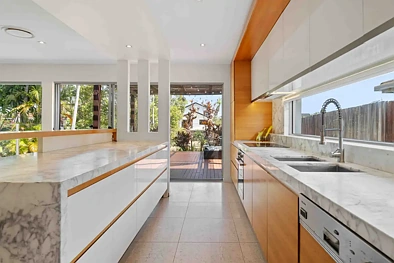 166 Monaco Street, Broadbeach Waters, QLD 4218, 4 chambres, 3 salles de bain, House