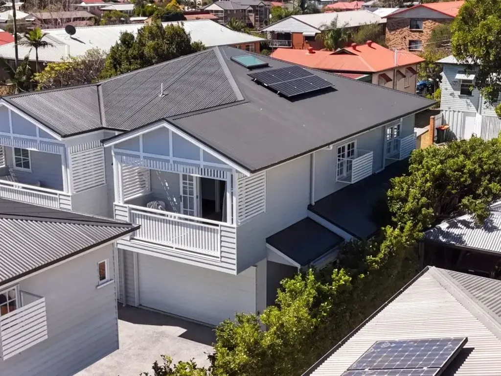 Coorparoo 3房 Coorparoo 中心地带的现代永久产权生活 FREEHOLD Living in the Heart of Coorparoo