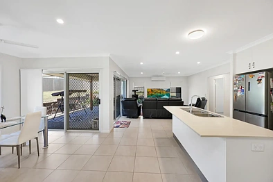 20 Linden Cres, Qunaba, QLD 4670, 3 slaapkamers, 2 badkamers, House