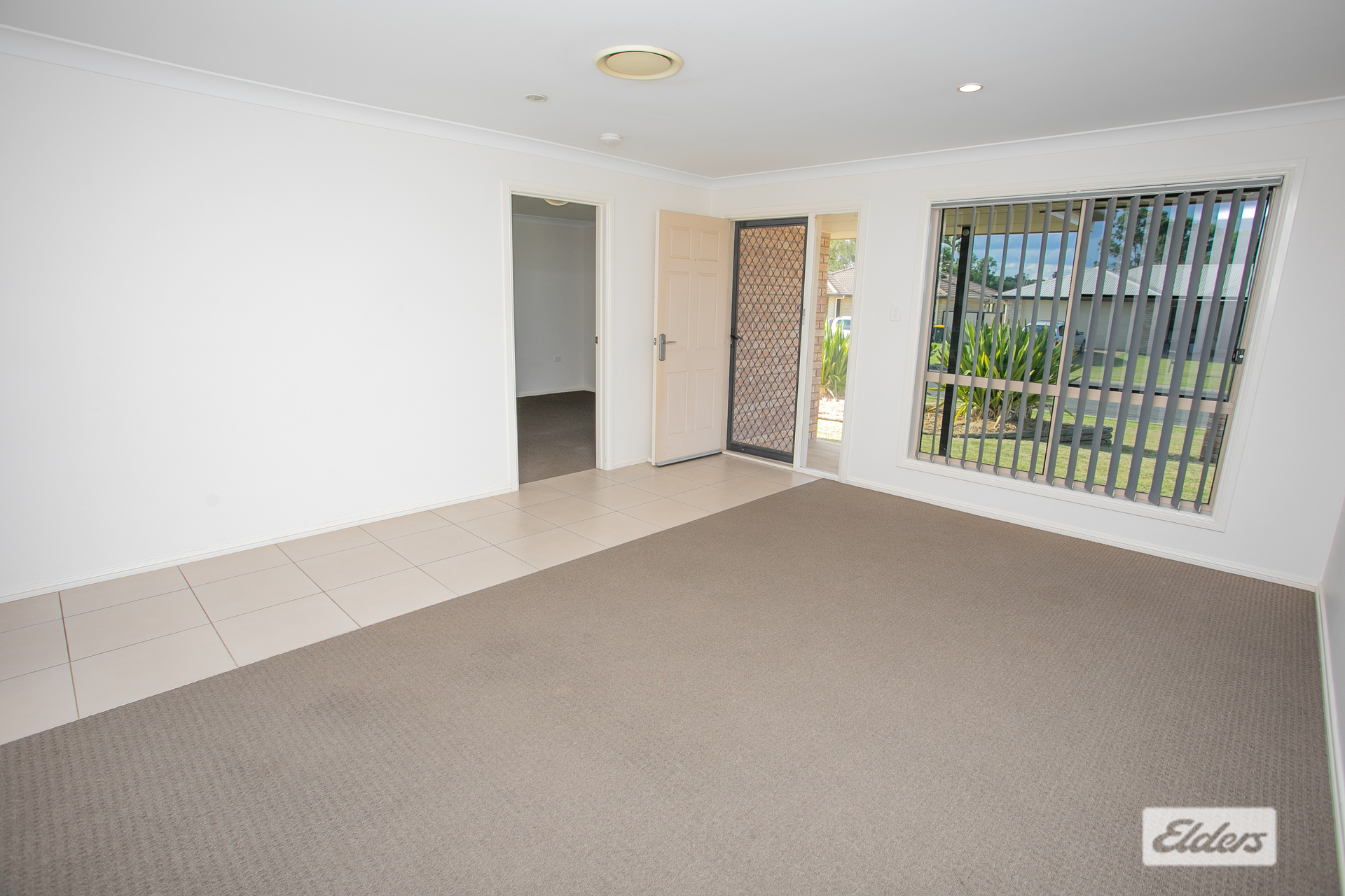 8 SHERIDAN ST, CHINCHILLA QLD 4413, 0 habitaciones, 0 baños, House