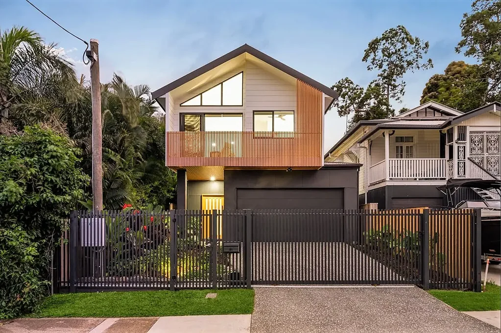 Oxley 4कमरा Ideal Split Level living - NEW CONSTRUCTION