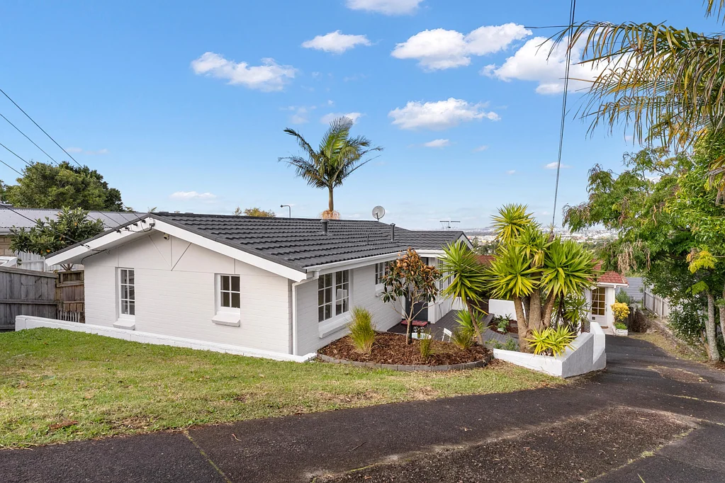 Sunnynook 2房  SELLING NOW - $839,000