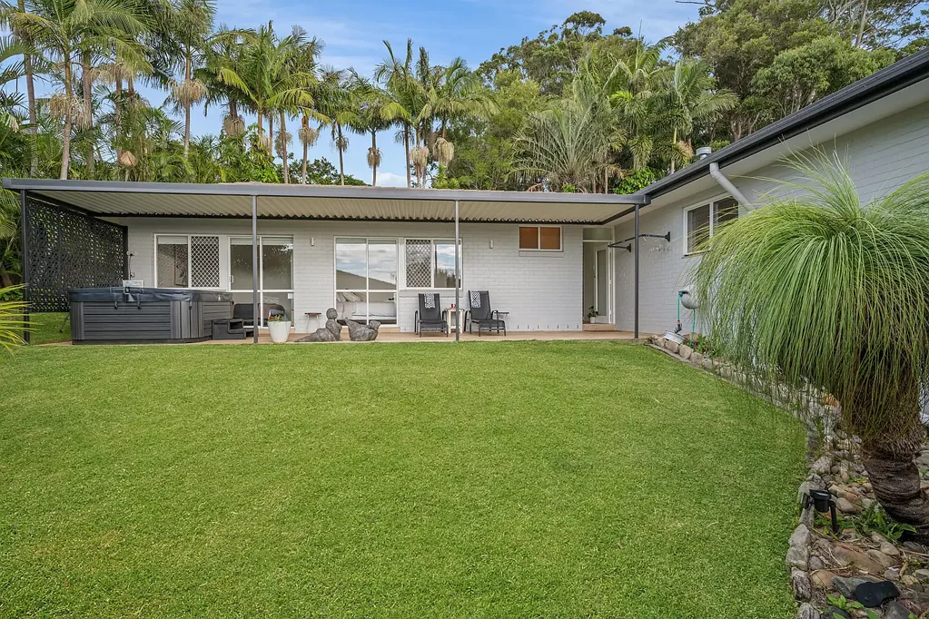 Port Macquarie 4غرفة نوم Panoramic Living with Rainforest Backdrop
