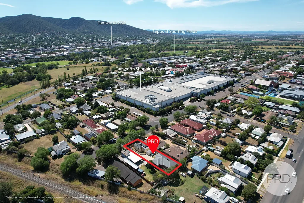 Tamworth 5 Bedroom Perfectly Located Dual Occ Investment
