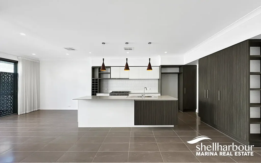 Large Designer Townhouse