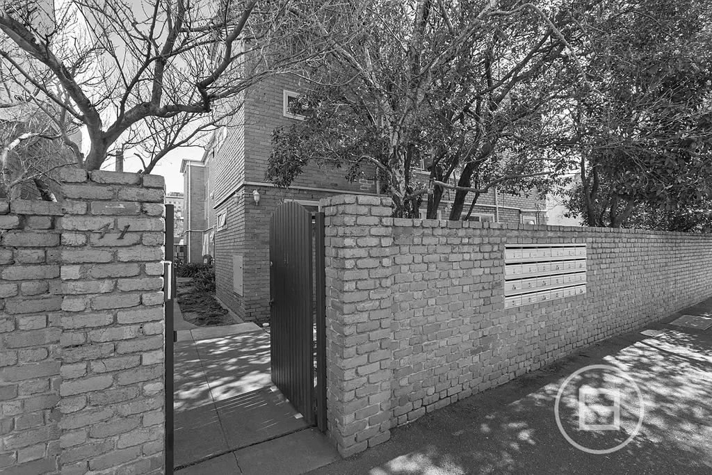 Fitzroy 1 Slaapkamer Expressions of Interest closing Tuesday 6th October at 1pm (unless sold prior)