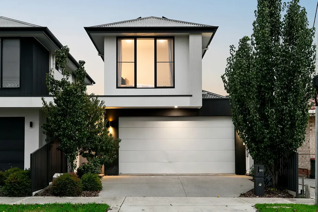 Park Holme 3房  Contemporary Living in a Prime City-to-Coast Setting.