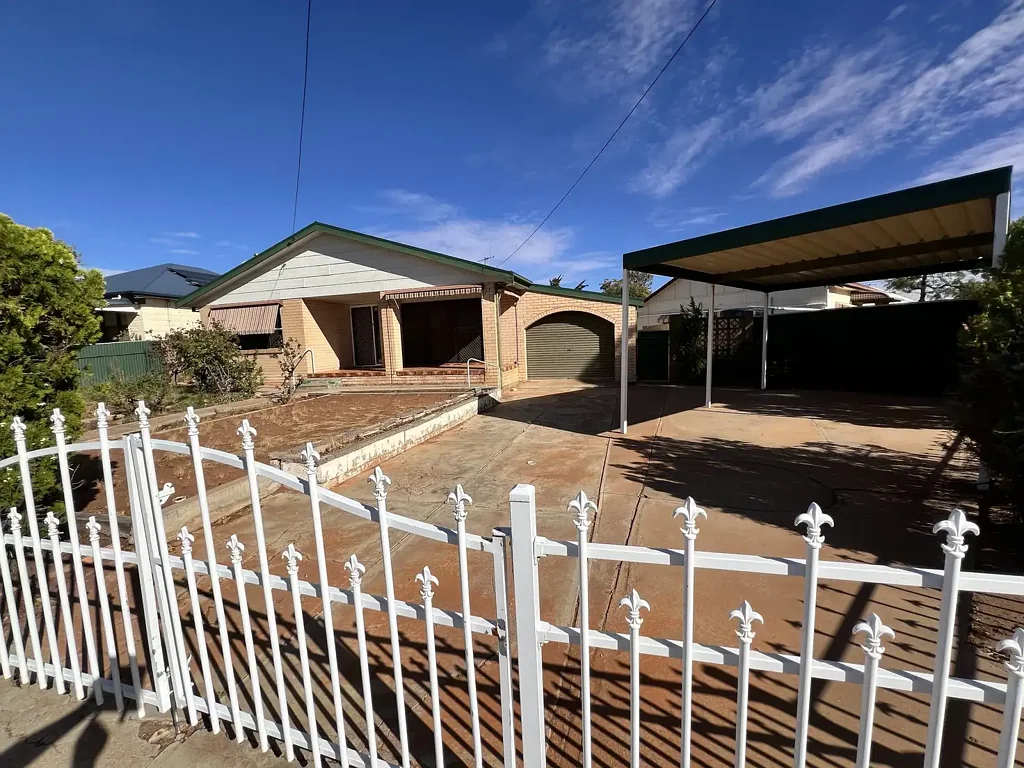 Broken Hill 3 Slaapkamer Ready to move in
