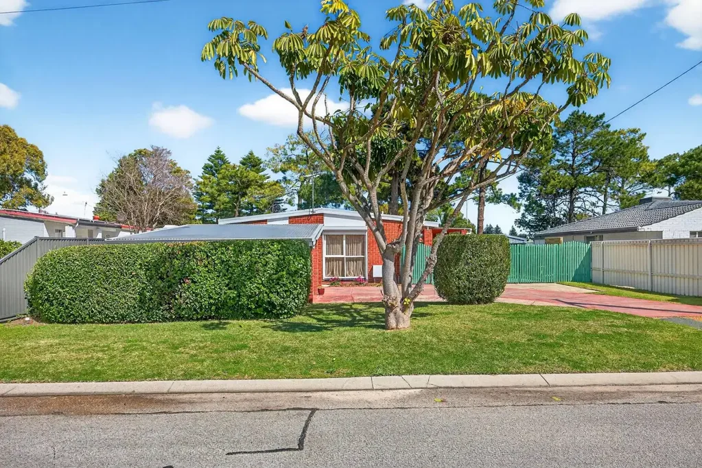 13 Delphinus Place, Rockingham, WA 6168